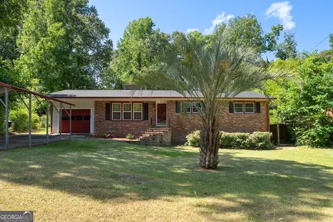 611 Arrowhead Trl, Warner Robins, GA 31088