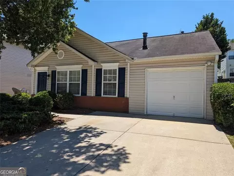 420 Royal Oak Dr, Acworth, GA 30102