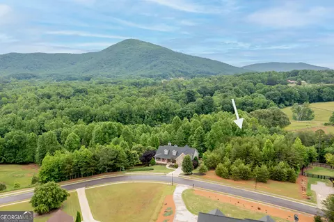 6522 Sunset Dr, Clermont, GA 30527