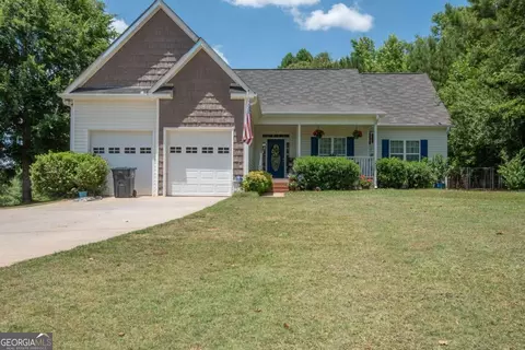 402 Northfield Dr, Lagrange, GA 30240