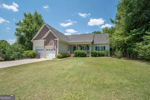 402 Northfield Dr, Lagrange, GA 30240 photo 2