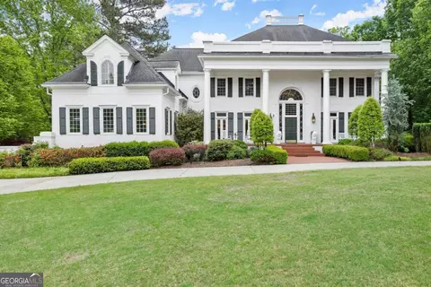 3711 River Mansion Dr, Peachtree Corners, GA 30096