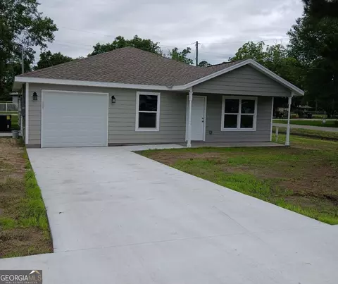 120 Lamar St, Folkston, GA 31537
