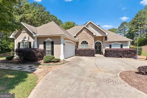 207 Riverbrook Ct, Mcdonough, GA 30252