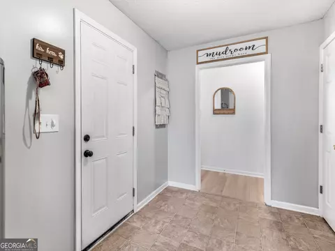 105 Live Oak Dr, Jackson, GA 30233 photo 12