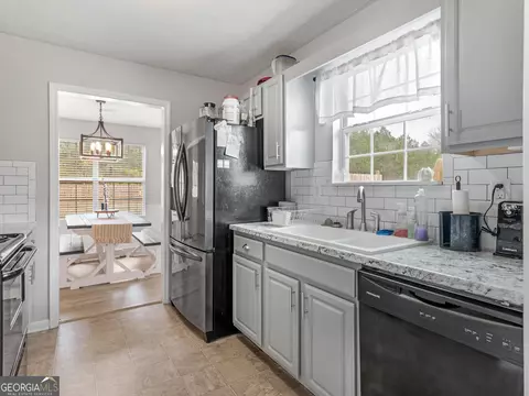 105 Live Oak Dr, Jackson, GA 30233 photo 7