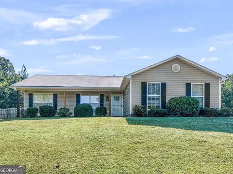 105 Live Oak Dr, Jackson, GA 30233
