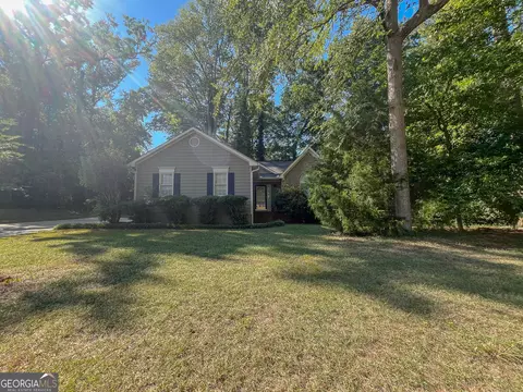 748 Oak Hill Ct, Macon, GA 31210