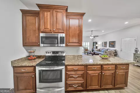 105 Cottage Loop, Dublin, GA 31021 photo 7