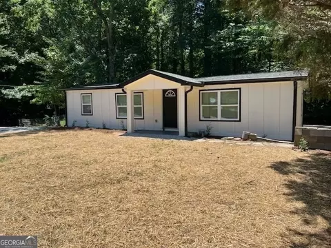 318 Laurel Trce, Carrollton, GA 30116