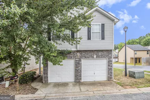 1590 Potomac Ct, Atlanta, GA 30349