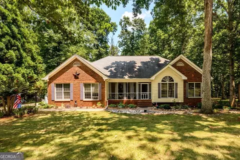 3075 Superior Dr, Dacula, GA 30019