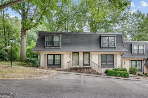 146 Maribeau Sq, Atlanta, GA 30327