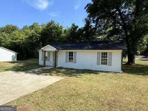 311 W Cherry St, Griffin, GA 30223