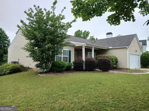 2391 Fall Creek Lndg N, Loganville, GA 30052