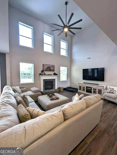 617 Hydrangea Ln, Bremen, GA 30110 photo 10
