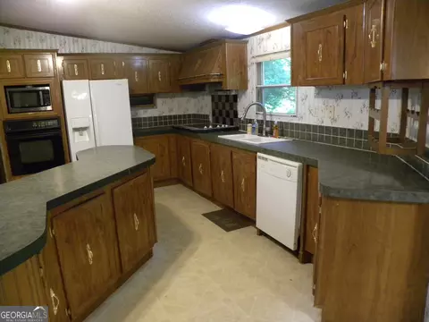 2017 Mccoy Bridge Rd, Commerce, GA 30529 photo 8