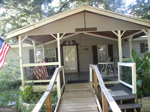 2017 Mccoy Bridge Rd, Commerce, GA 30529 photo 2
