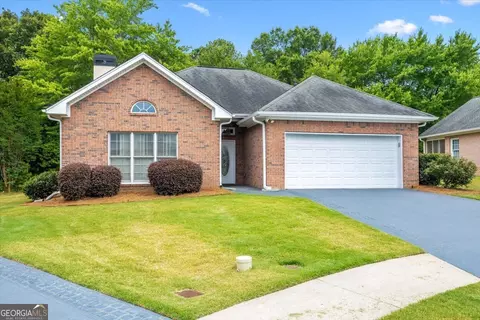 7676 Livingston Dr, Jonesboro, GA 30236
