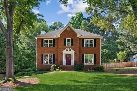 2487 Bent Oak Trl, Snellville, GA 30078