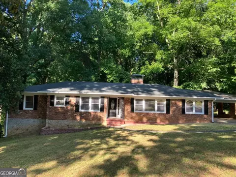 850 Falcon Dr SW, Atlanta, GA 30311