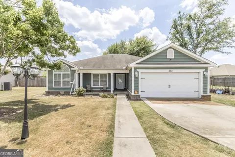 312 Thornton Dr, Bonaire, GA 31005