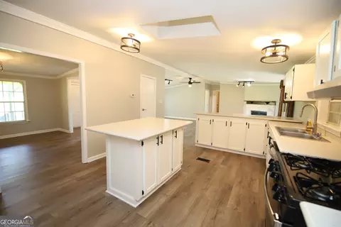 630 Robert Taylor Rd, Lagrange, GA 30240 photo 8