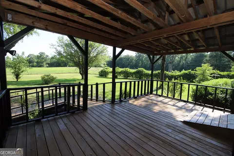 630 Robert Taylor Rd, Lagrange, GA 30240 photo 3