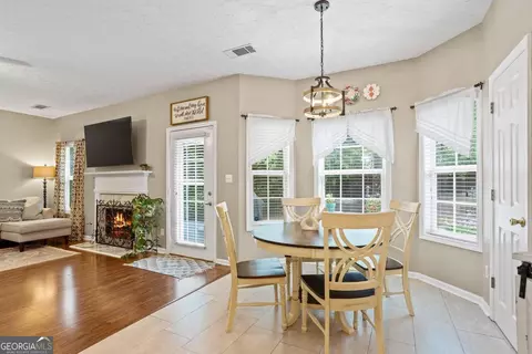 2585 Cascade Ive Ct, Buford, GA 30519 photo 14