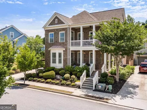 1060 Celebration Dr, Roswell, GA 30076