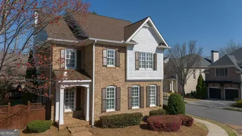2080 Arminda Ct, Alpharetta, GA 30022
