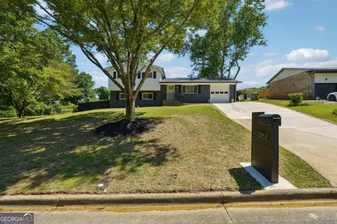 3762 N Camp Creek Pkwy SW, Atlanta, GA 30331
