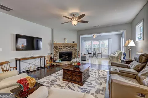 608 Daffodil Dr, Griffin, GA 30223 photo 16
