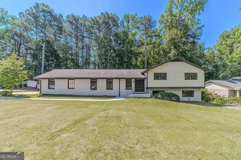 2688 Greenvalley Rd, Snellville, GA 30078
