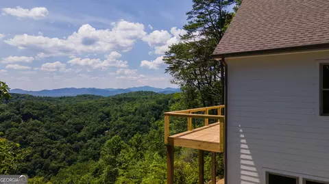 721 Round Top, Clayton, GA 30525