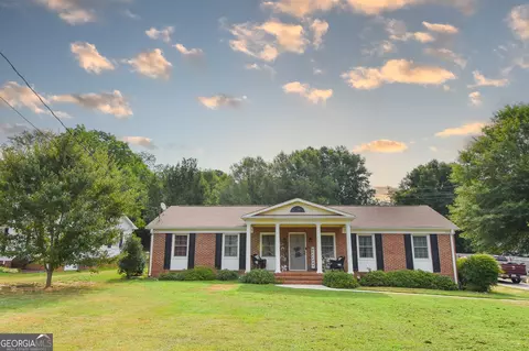 203 Brown Acres Rd, Griffin, GA 30224