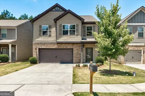 4499 Ravenwood Dr, Union City, GA 30291