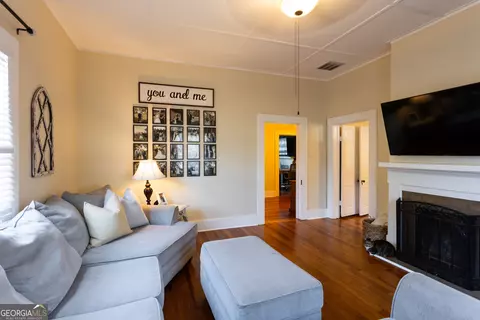 25 N Broad St, Porterdale, GA 30014 photo 6