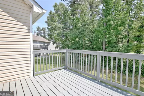 Exterior - 10592 Marigold Ct, Hampton, GA 30228 photo 4 of 10