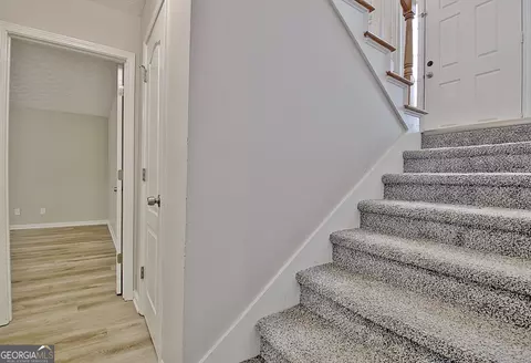 Entry Way - 10592 Marigold Ct, Hampton, GA 30228 photo 5 of 8