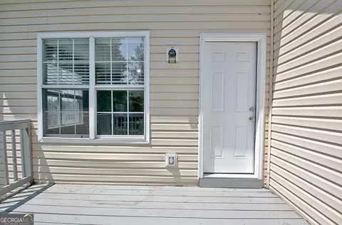 Exterior - 10592 Marigold Ct, Hampton, GA 30228 photo 6 of 10