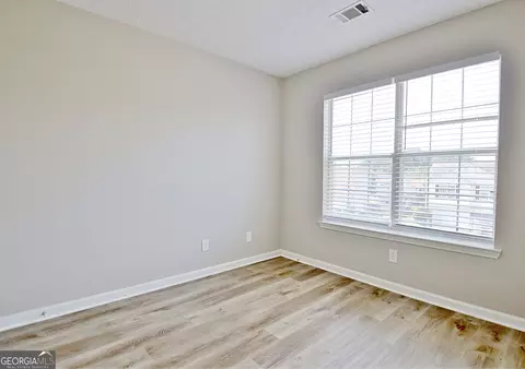 Bedroom - 10592 Marigold Ct, Hampton, GA 30228 photo 5 of 14