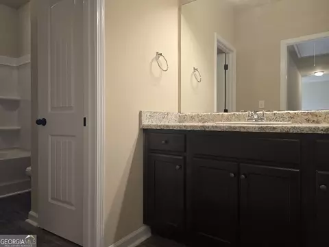 Bath - 5700 Laney Dr, Rex, GA 30273 photo 2 of 8