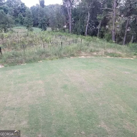 Exterior - 5700 Laney Dr, Rex, GA 30273 photo 3 of 5