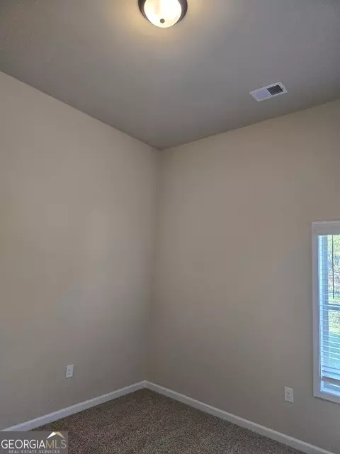 Bedroom - 5700 Laney Dr, Rex, GA 30273 photo 6 of 9