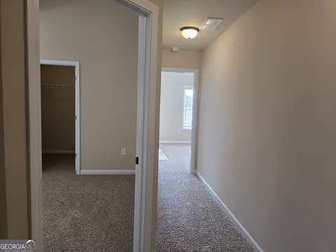 Entry Way - 5700 Laney Dr, Rex, GA 30273 photo 4 of 6