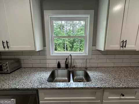 166 Cole Forest Blvd, Barnesville, GA 30204 photo 11