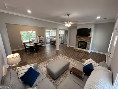 166 Cole Forest Blvd, Barnesville, GA 30204 photo 6