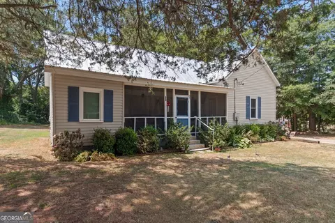 89 Indian Creek Rd, Locust Grove, GA 30248
