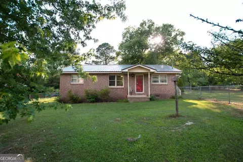 197 Brookline Cir SE, Calhoun, GA 30701